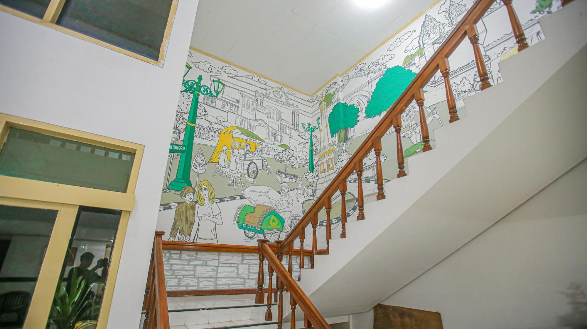 Royal Brongto Hotel Yogyakarta Buitenkant foto