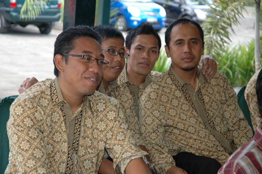 Royal Brongto Hotel Yogyakarta Buitenkant foto
